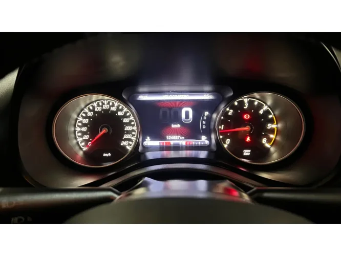 FIAT Toro 2.0 16V 4P VOLCANO 4WD TURBO DIESEL AUTOMTICO, Foto 9