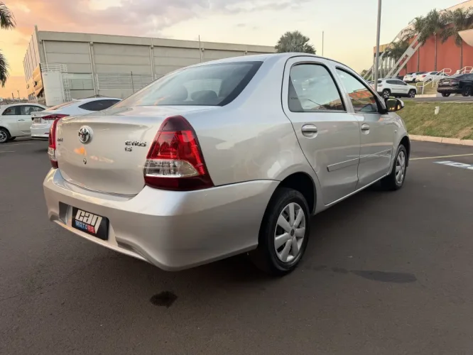 TOYOTA Etios Sedan 1.5 16V 4P FLEX XS AUTOM�TICO, Foto 7