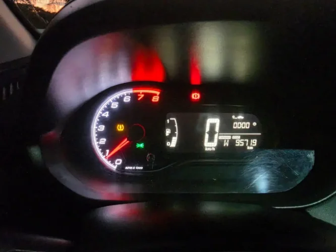 CHEVROLET Onix Hatch 1.4 4P FLEX LTZ, Foto 9