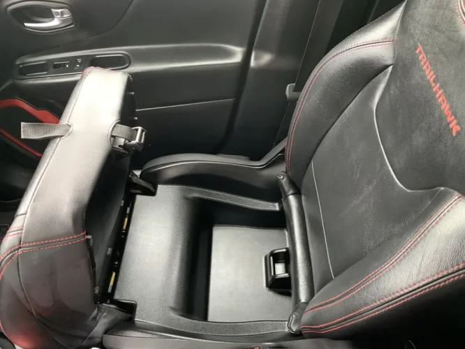 JEEP Renegade 2.0 16V 4P TURBO DIESEL TRAILHAWK 4X4 AUTOM�TICO, Foto 10