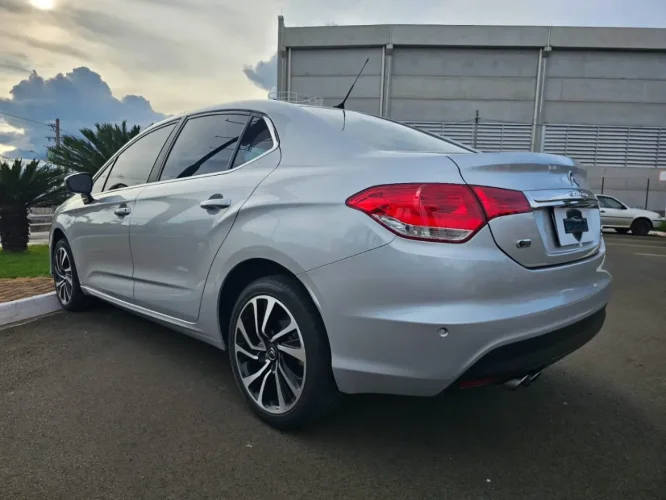 CITROEN C4 Sedan 1.6 16V 4P LOUNGE TENDANCE THP TURBO AUTOMTICO, Foto 4