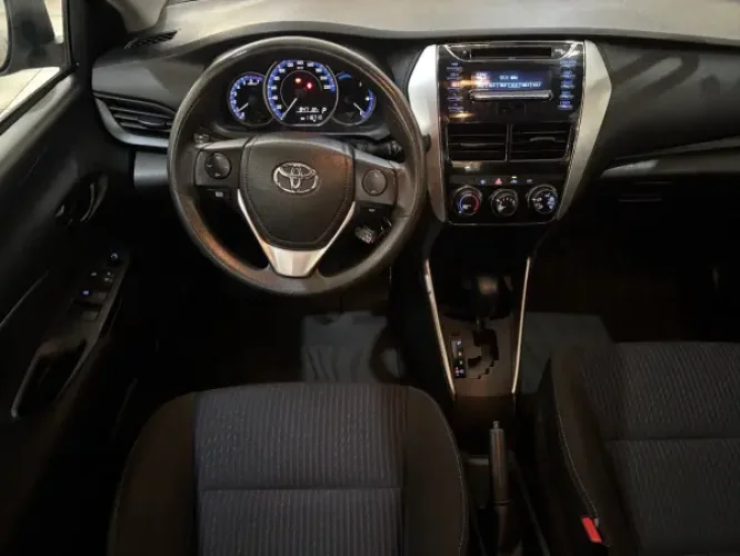TOYOTA Yaris Sedan 1.5 16V 4P FLEX XL LIVE MULTIDRIVE AUTOM�TICO CVT, Foto 12