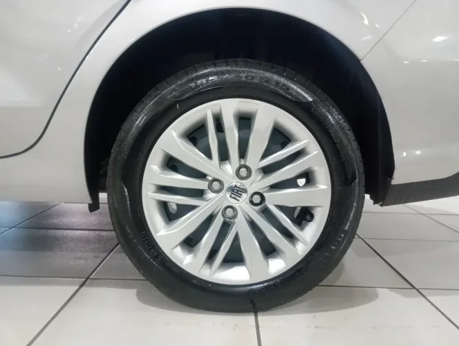 FIAT Cronos 1.3 4P FLEX DRIVE AUTOMTICO CVT, Foto 5