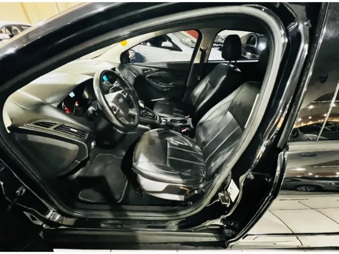 FORD Fiesta Hatch 1.6 16V 4P FLEX SE POWERSHIFT AUTOM�TICO, Foto 9