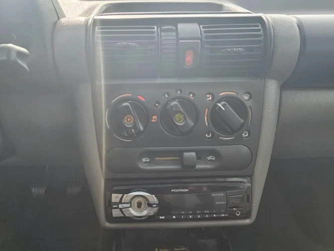 CHEVROLET Classic Sedan 1.0 4P, Foto 9