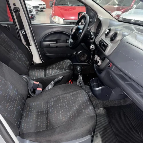 FIAT Uno 1.0 4P FLEX EVO VIVACE CELEBRATION, Foto 7