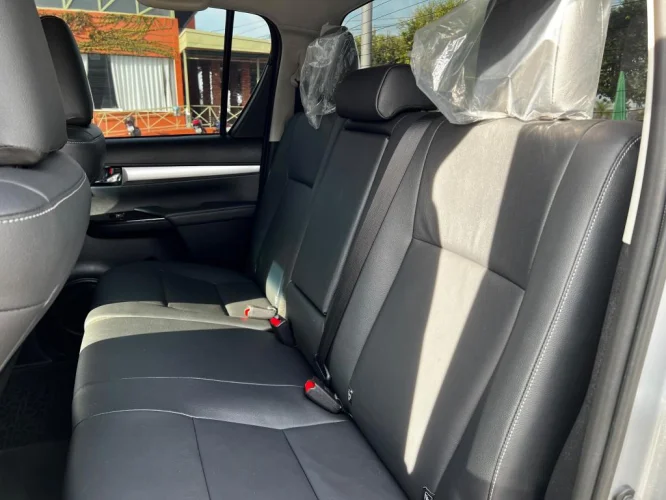 TOYOTA Hilux Caminhonete 2.8 16V SRV 4X4 DIESEL CABINE DUPLA AUTOM�TICO, Foto 2