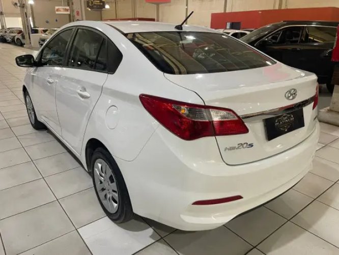 HYUNDAI HB 20 Sedan 1.6 16V 4P FLEX COMFORT AUTOM�TICO, Foto 3