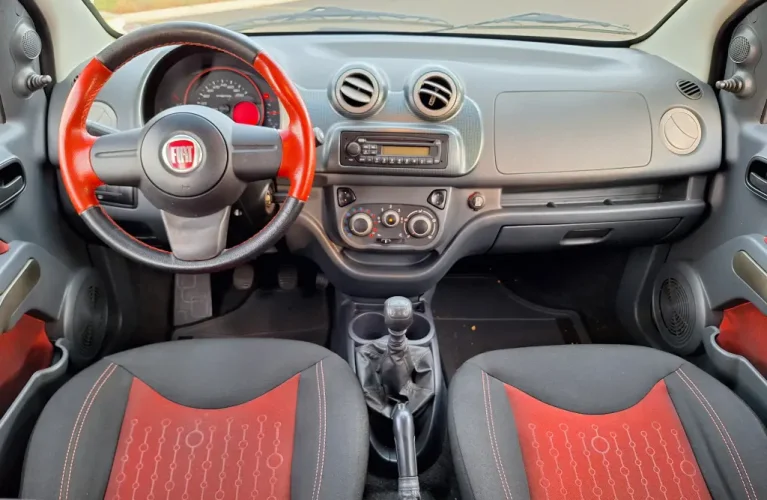 FIAT Uno 1.4 4P FLEX SPORTING, Foto 7