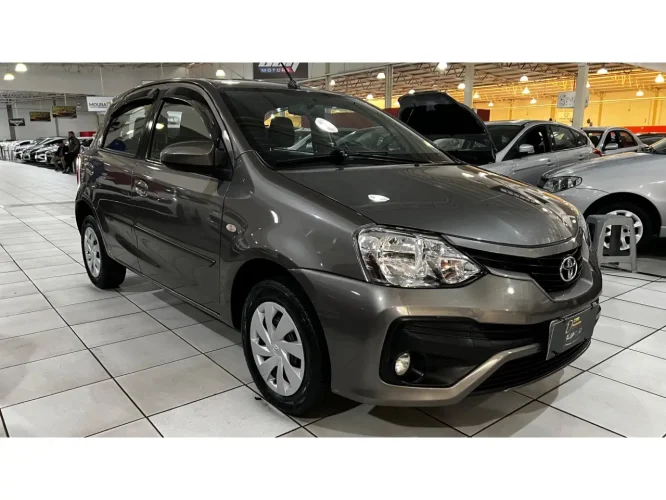 TOYOTA Etios Hatch 1.5 16V 4P FLEX XS AUTOMTICO, Foto 1