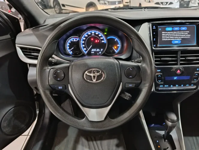 TOYOTA Yaris Hatch 1.5 16V 4P FLEX XL PLUS CONNECT MULTIDRIVE AUTOM�TICO CVT, Foto 9