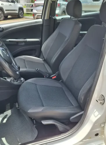 VOLKSWAGEN Voyage 1.0 4P FLEX, Foto 8