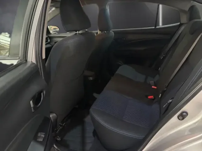 TOYOTA Yaris Sedan 1.5 16V 4P FLEX XL LIVE MULTIDRIVE AUTOM�TICO CVT, Foto 10