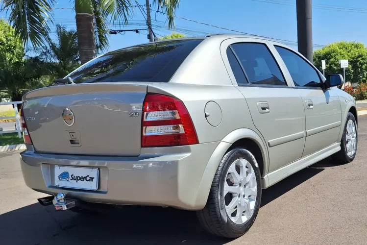 CHEVROLET Astra Hatch 2.0 4P ADVANTAGE  FLEX, Foto 4
