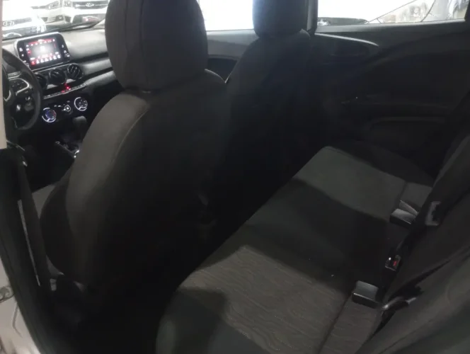 FIAT Cronos 1.3 4P FLEX DRIVE AUTOMTICO CVT, Foto 14