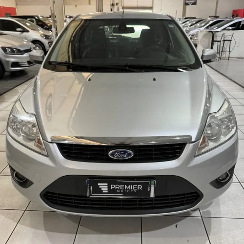 FORD Focus Hatch 2.0 16V 4P GLX, Foto 2