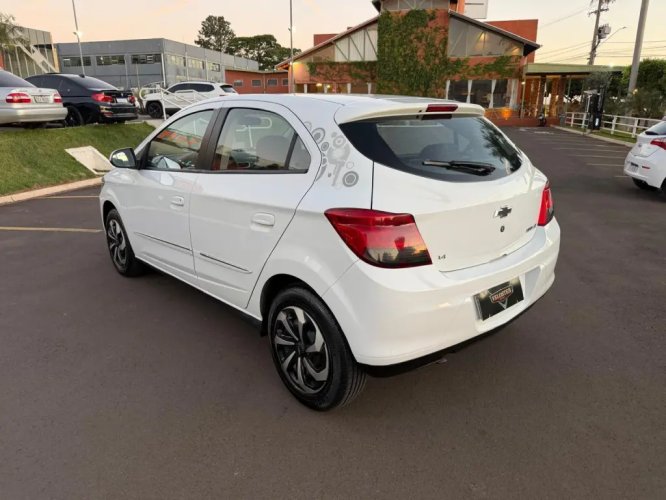 CHEVROLET Onix Hatch 1.4 4P FLEX LT, Foto 8