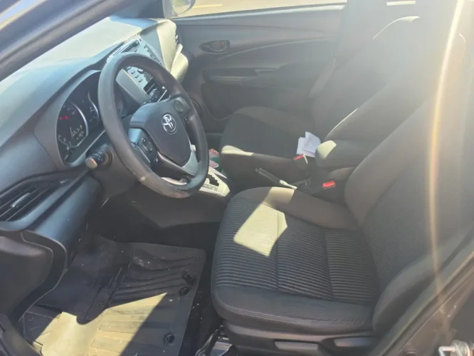 TOYOTA Yaris Hatch 1.3 16V 4P FLEX XL, Foto 12