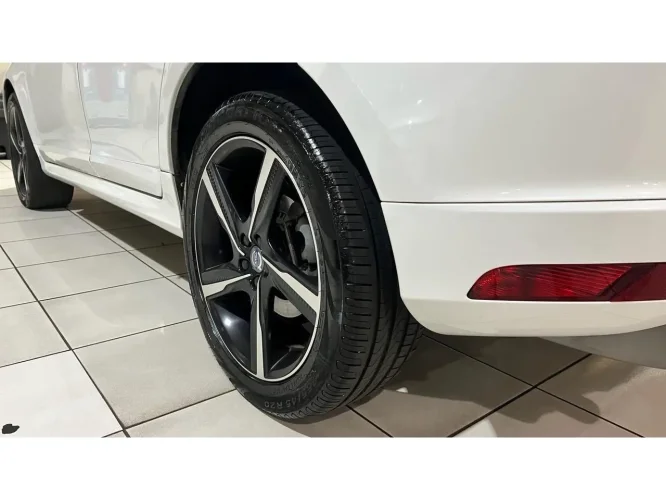 VOLVO XC60 2.0 4P T6 R DESIGN TURBO AUTOMTICO, Foto 8