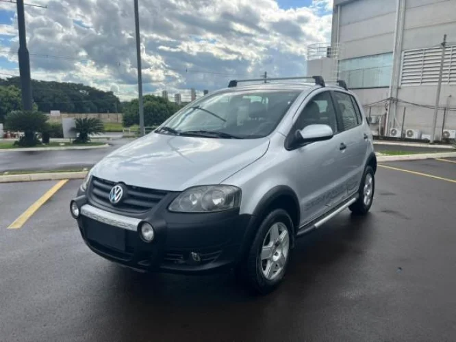 VOLKSWAGEN Crossfox 1.0 12V 4P FLEX, Foto 1
