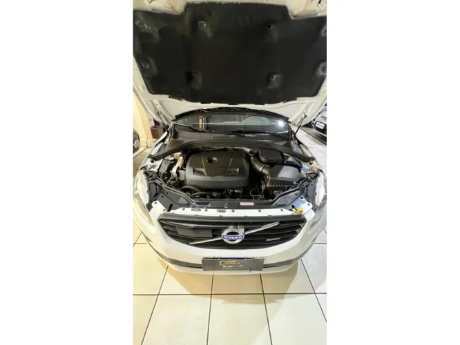 VOLVO XC60 2.0 4P T6 R DESIGN TURBO AUTOMTICO, Foto 7
