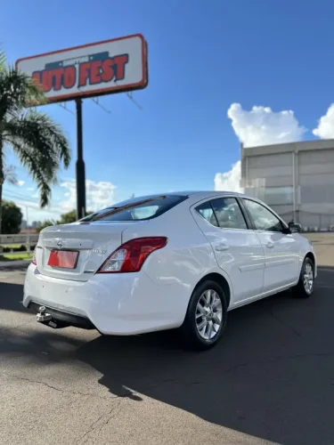 NISSAN Versa Sedan 1.6 16V 4P SV FLEX XTRONIC AUTOM�TICO CVT, Foto 11