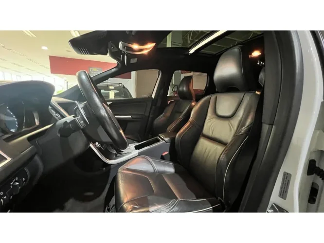 VOLVO XC60 2.0 4P T6 R DESIGN TURBO AUTOMTICO, Foto 11