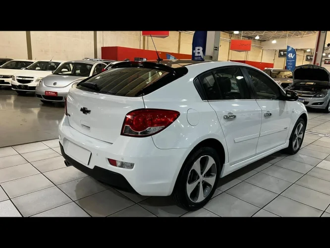 CHEVROLET Cruze Hatch 1.8 16V 4P LT SPORT6 FLEX, Foto 4