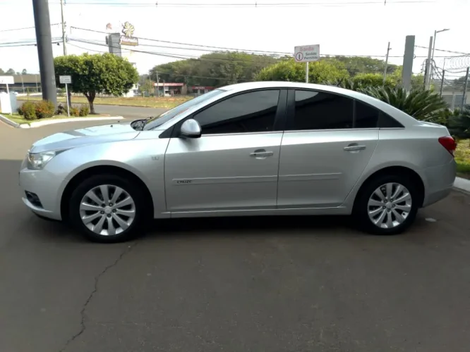 CHEVROLET Cruze Sedan 1.8 16V 4P LTZ ECOTEC FLEX AUTOMTICO, Foto 6
