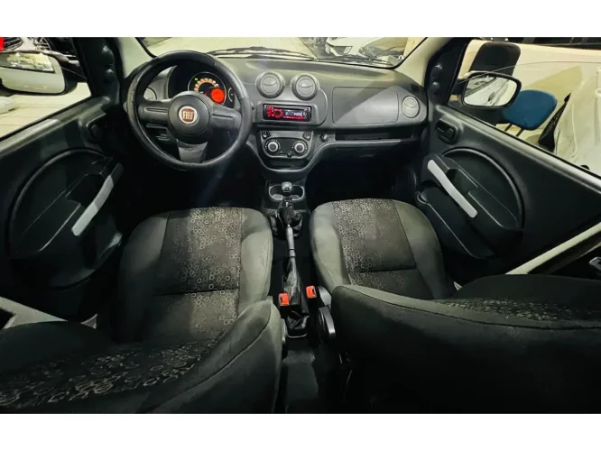 FIAT Uno 1.0 4P FLEX EVO VIVACE CELEBRATION, Foto 10