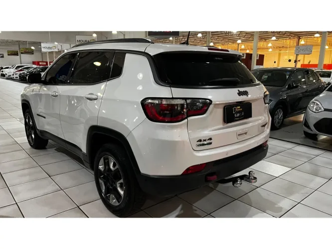 JEEP Compass 2.0 16V 4P 350 TRAILHAWK 4X4 TURBO DIESEL AUTOMTICO, Foto 4