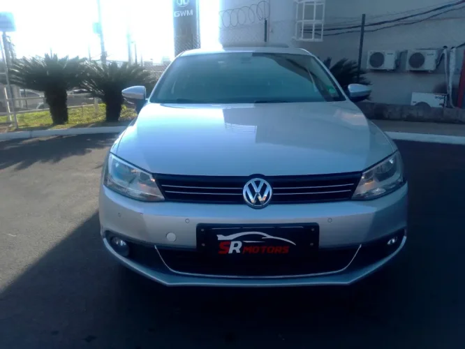 VOLKSWAGEN Jetta 2.0 4P TSI HIGHLINE 211 CV AUTOMTICO, Foto 2