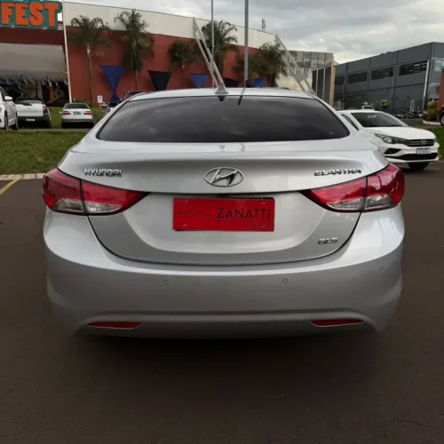 HYUNDAI Elantra 1.8 16V 4P GLS AUTOM�TICO, Foto 5