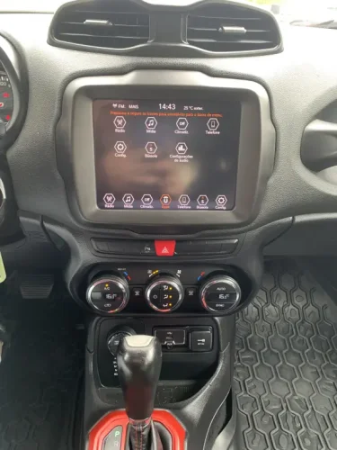 JEEP Renegade 2.0 16V 4P TURBO DIESEL TRAILHAWK 4X4 AUTOM�TICO, Foto 8