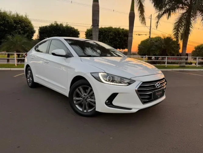 HYUNDAI Elantra 2.0 16V 4P FLEX GLS AUTOM�TICO, Foto 1