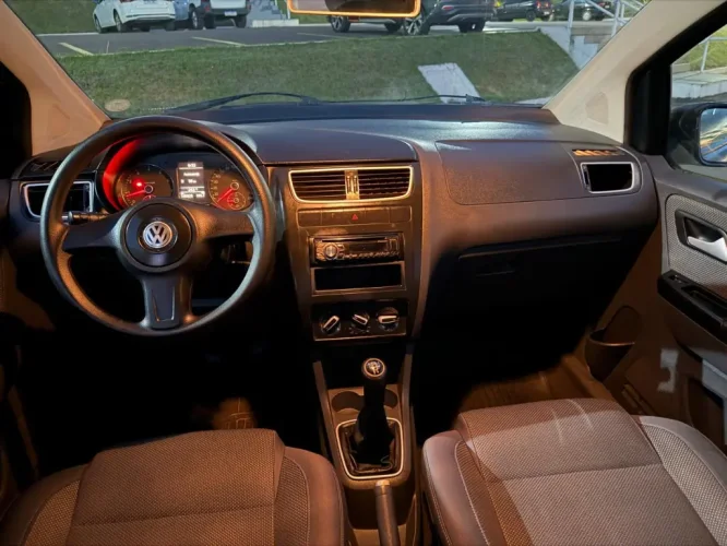 VOLKSWAGEN Fox 1.6 4P TREND FLEX, Foto 7