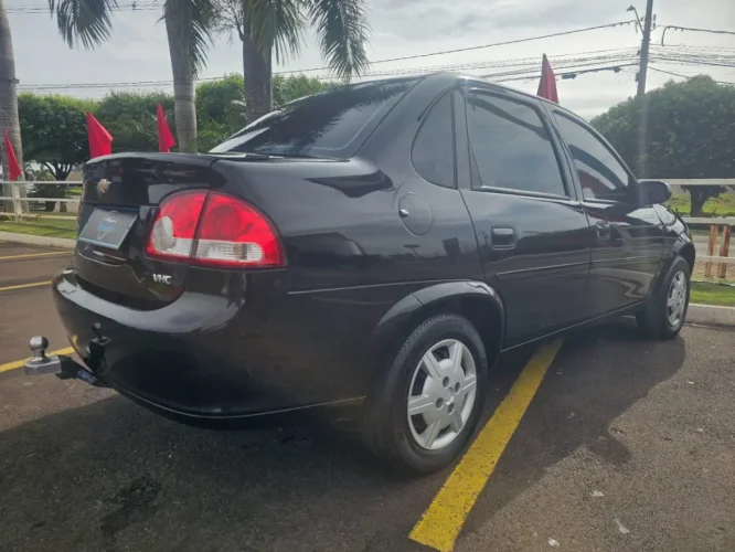 CHEVROLET Classic Sedan 1.0 4P, Foto 4