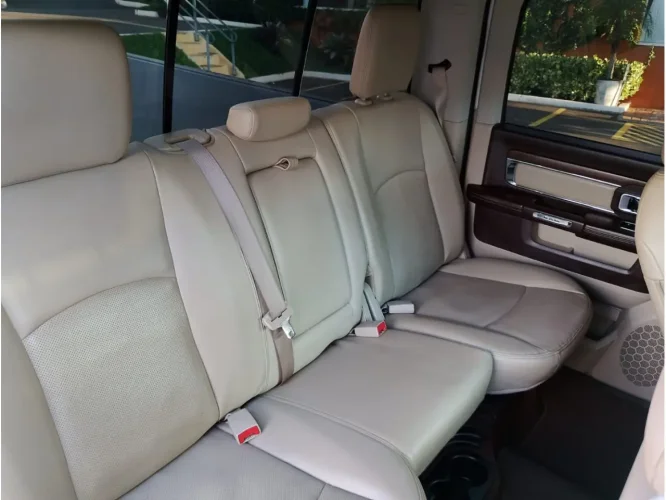 RAM 2500 6.7 I6 24V SLT CABINE DUPLA TURBO DIESEL LARAMIE 4X4 AUTOM�TICO, Foto 9