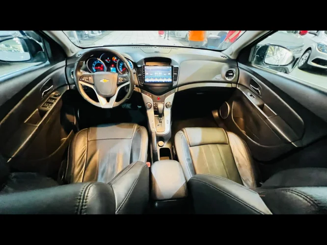 CHEVROLET Cruze Hatch 1.8 16V 4P LT SPORT6 FLEX, Foto 9