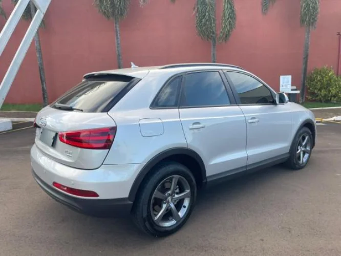 AUDI Q3 2.0 4P TFSI ATTRACTION QUATTRO S-TRONIC AUTOM�TICO, Foto 5