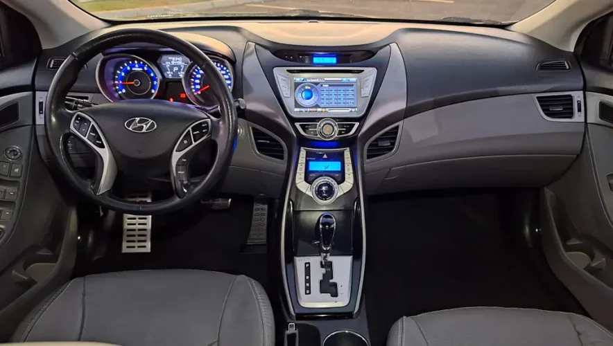 HYUNDAI Elantra 1.8 16V 4P GLS AUTOM�TICO, Foto 7