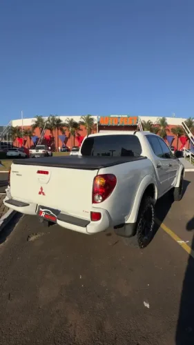 MITSUBISHI L 200 Triton 3.5 V6 HPE 4X4 FLEX CABINE DUPLA AUTOM�TICO, Foto 5