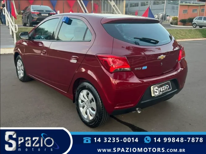 CHEVROLET Onix Hatch 1.0 4P FLEX LT, Foto 4