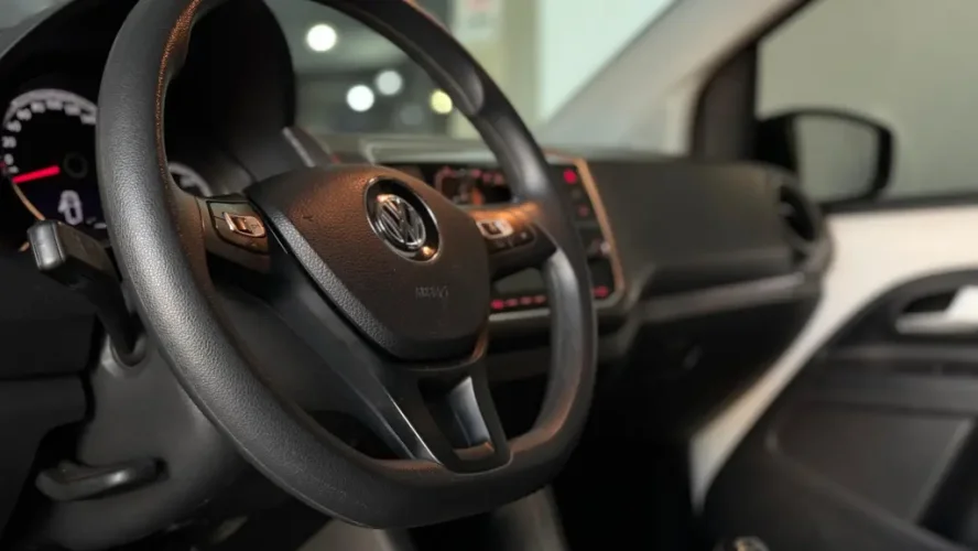 VOLKSWAGEN UP 1.0 4P FLEX 170 TSI XTREME, Foto 4