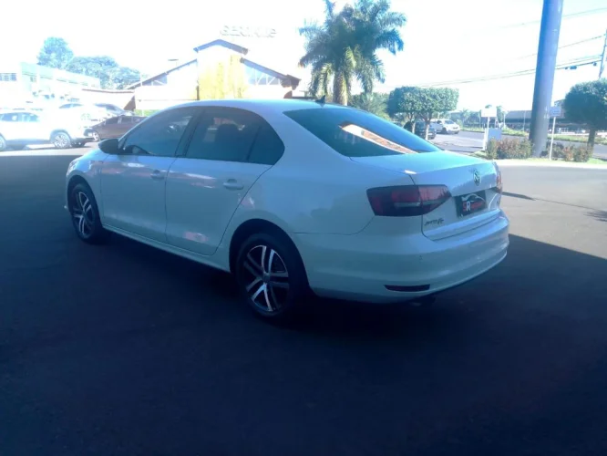 VOLKSWAGEN Jetta 1.4 4P 250 TSI R-LINE AUTOMTICO, Foto 5