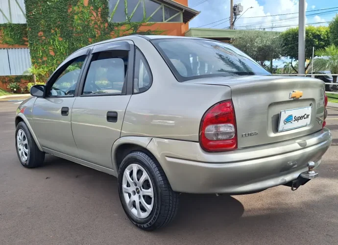 CHEVROLET Classic Sedan 1.0 4P, Foto 4