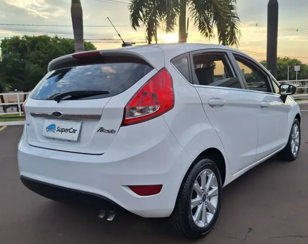 FORD Fiesta Hatch 1.6 16V 4P SE FLEX, Foto 4