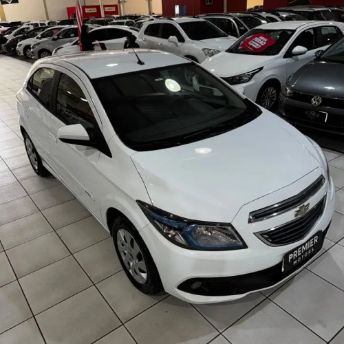 CHEVROLET Onix Hatch 1.4 4P FLEX LT, Foto 3