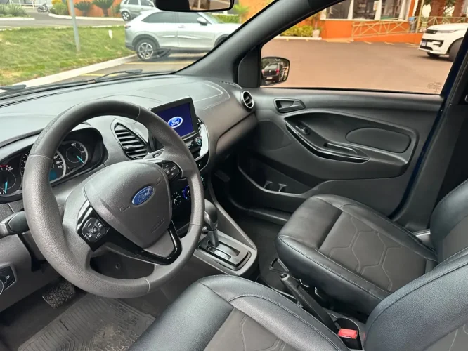 FORD Ka Hatch 1.5 12V 4P TI-VCT FLEX 100 ANOS AUTOMTICO, Foto 6