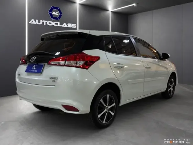 TOYOTA Yaris Hatch 1.3 16V 4P FLEX XL PLUS TECH MULTIDRIVE AUTOMTICO CVT, Foto 5
